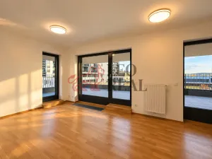 Pronájem bytu 2+kk, Praha - Modřany, Mezi vodami, 104 m2