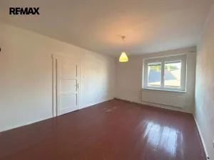 Pronájem bytu 2+1, Benešov, Vlašimská, 67 m2