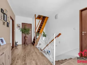 Prodej rodinného domu, Albrechtice, 227 m2