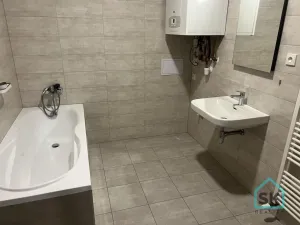 Pronájem bytu 2+kk, Krnov - Pod Bezručovým vrchem, nám. Minoritů, 54 m2