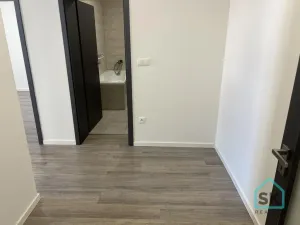 Pronájem bytu 2+kk, Krnov - Pod Bezručovým vrchem, nám. Minoritů, 54 m2