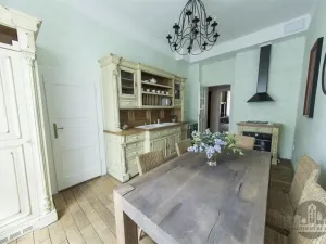 Pronájem bytu 3+1, Praha, Korunní, 95 m2