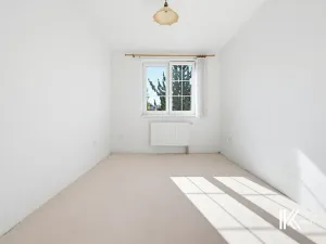 Prodej kanceláře, Hrochův Týnec, 356 m2