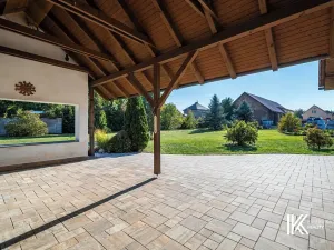 Prodej kanceláře, Hrochův Týnec, 356 m2