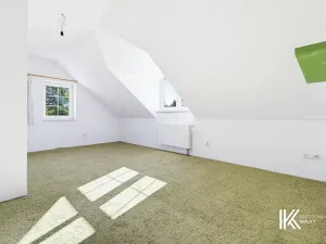 Prodej rodinného domu, Hrochův Týnec, 356 m2