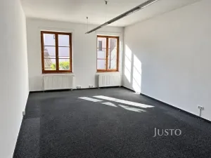 Pronájem kanceláře, Písek, Chelčického, 37 m2