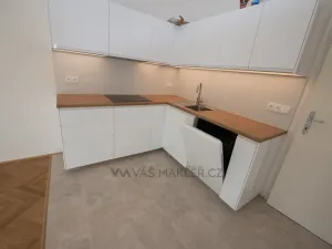 Pronájem bytu 3+kk, Praha - Karlín, Sokolovská, 86 m2