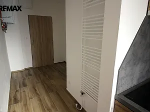 Pronájem bytu 1+kk, Hrádek nad Nisou - Donín, Donínská, 24 m2