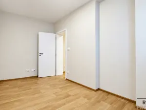 Pronájem bytu 2+kk, Hodonín, Národní třída, 39 m2