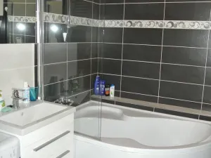 Pronájem bytu 2+kk, Frýdek-Místek - Frýdek, tř. T. G. Masaryka, 65 m2