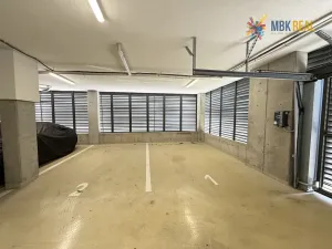 Pronájem garážového stání, Brno, Kociánka, 13 m2