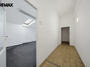 Prodej výrobních prostor, Chodov, Horní, 1901 m2