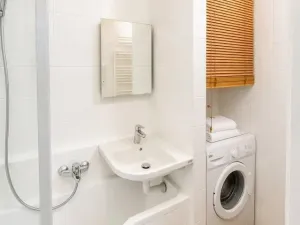 Pronájem bytu 2+1, Praha - Bubeneč, Verdunská, 55 m2