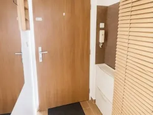 Pronájem bytu 2+1, Praha - Bubeneč, Verdunská, 55 m2