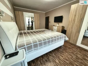 Prodej bytu 4+1, Aš, Dobrovského, 84 m2