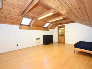 Pronájem vícegeneračního domu, Praha - Libeň, Na Jabloňce, 330 m2