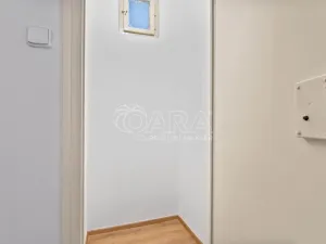 Pronájem bytu 2+kk, Praha - Nusle, Ctiradova, 48 m2