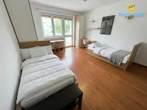Pronájem bytu 3+kk, Praha - Košíře, Naskové, 80 m2