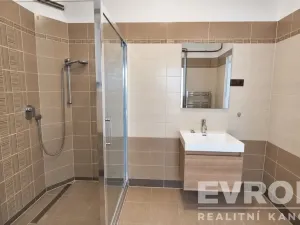 Prodej bytu 3+1, Praha - Dejvice, Zemědělská, 101 m2