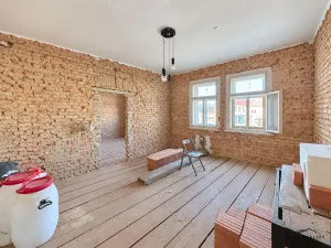 Prodej komerční nemovitosti, Chlumec nad Cidlinou, Klicperovo náměstí, 262 m2