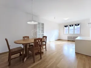 Pronájem bytu 2+1, Praha - Malešice, Káranská, 53 m2