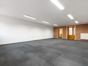Pronájem kanceláře, Nový Jičín, Masarykovo nám., 70 m2