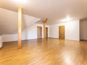 Prodej rodinného domu, Jesenice, Papoušková, 695 m2