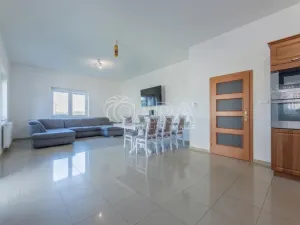 Prodej rodinného domu, Jesenice, Papoušková, 695 m2