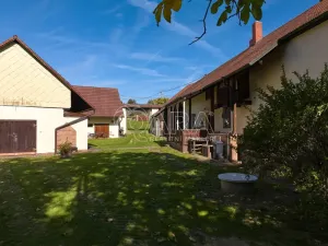 Prodej zemědělské usedlosti, Postupice - Čelivo, 451 m2