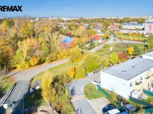 Prodej pozemku pro bydlení, Hradec Králové, 2475 m2