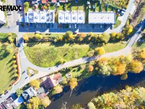 Prodej pozemku pro bydlení, Hradec Králové, 2475 m2
