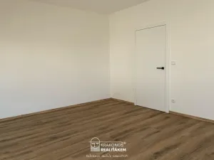 Pronájem bytu 2+kk, Hranice - Hranice I-Město, Pernštejnské náměstí, 55 m2
