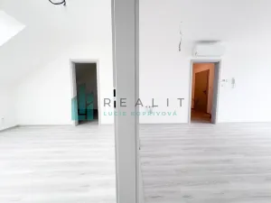 Prodej bytu 3+kk, Strážnice, Grůska, 92 m2