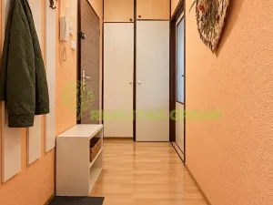 Prodej bytu 3+1, Vsetín, Okružní, 62 m2
