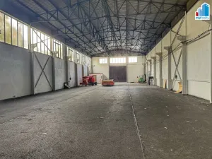 Pronájem skladu, Plzeň - Skvrňany, Domažlická, 812 m2