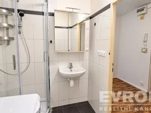 Prodej bytu 2+kk, Praha - Michle, Na úlehli, 38 m2