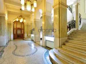 Pronájem kanceláře, Praha, Spálená, 128 m2