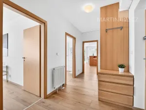 Prodej bytu 3+kk, Praha - Kbely, Pod Nouzovem, 70 m2