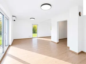 Prodej rodinného domu, Uhersko, 85 m2