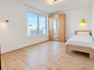 Pronájem rodinného domu, Praha - Letňany, Škarvadova, 170 m2