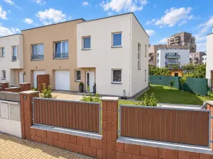 Pronájem rodinného domu, Praha - Letňany, Škarvadova, 170 m2