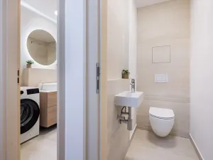 Pronájem bytu 2+kk, Praha - Karlín, Rohanské nábřeží, 60 m2