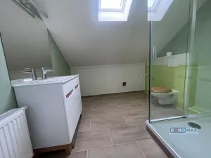 Prodej rodinného domu, Perná, 185 m2