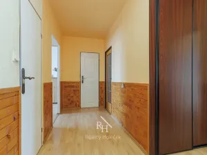 Prodej bytu 3+1, Kladno, Lacinova, 70 m2