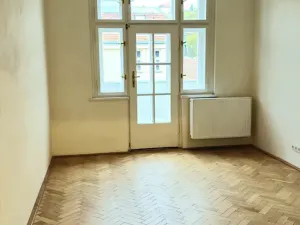 Pronájem bytu 2+1, Praha - Smíchov, Grafická, 57 m2