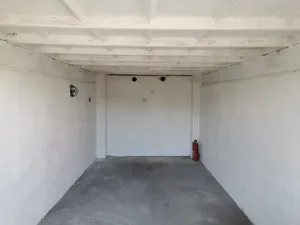 Pronájem garáže, Pardubice - Trnová, Bohdanečská, 18 m2