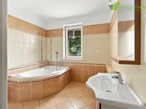 Prodej bytu 3+kk, Hodonín, Lipová alej, 82 m2