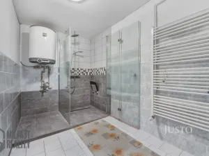 Prodej rodinného domu, Nové Město pod Smrkem, Palackého, 193 m2