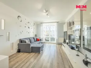 Prodej bytu 2+1, Kladno, Petrohradská, 54 m2