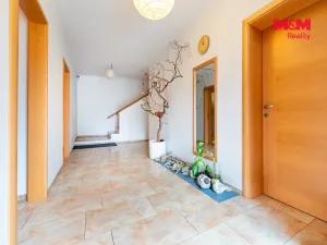 Prodej rodinného domu, Praha - Dejvice, V Šáreckém údolí, 230 m2